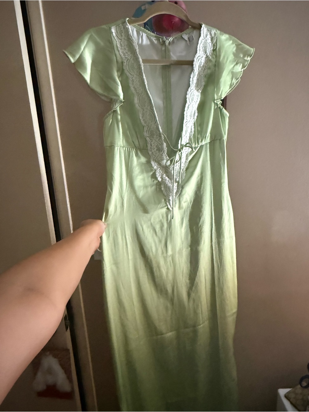 Classic Lace-Trim Light Green Nightgown